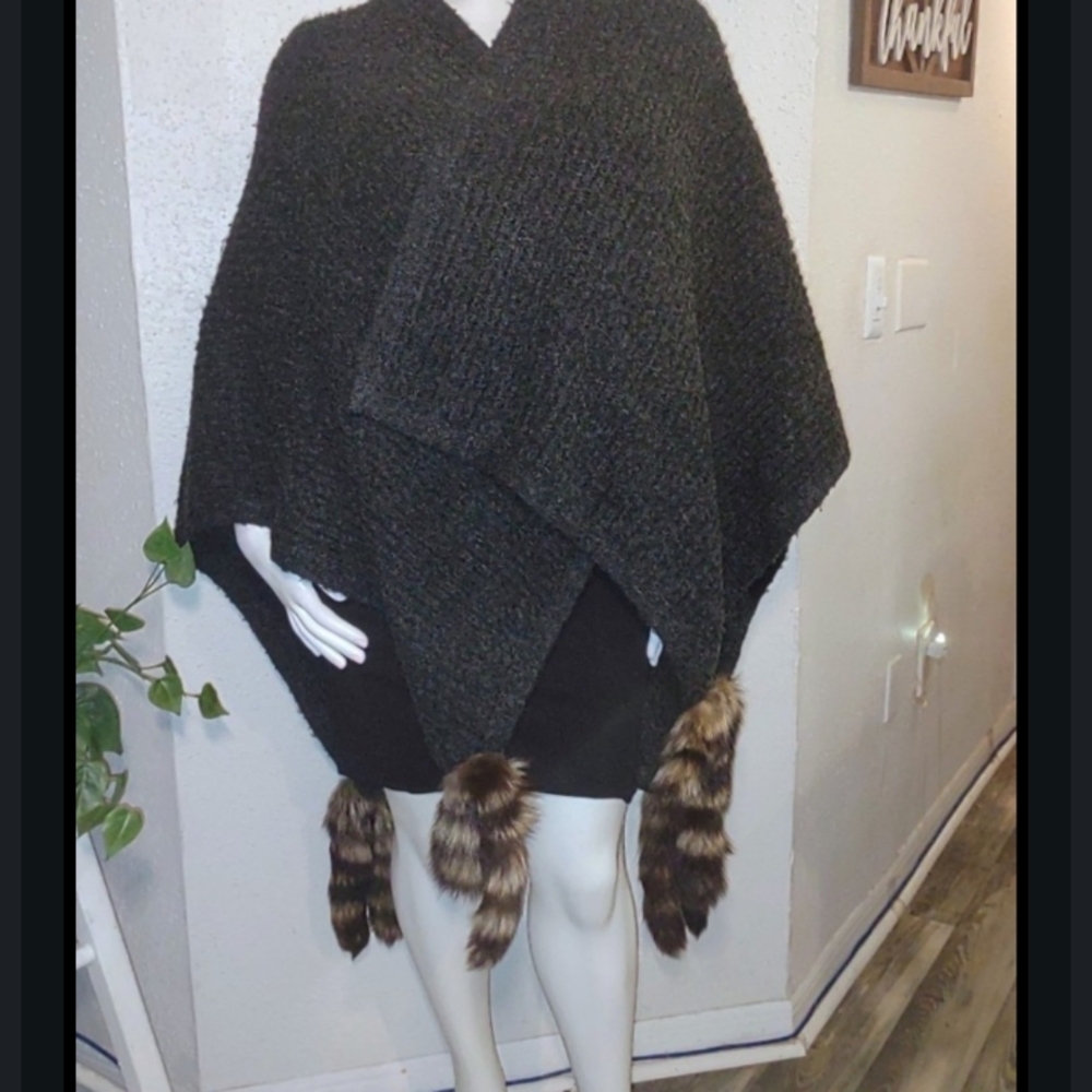Vintage Authentic Real RACOON TAIL Wool Wrap Sweater